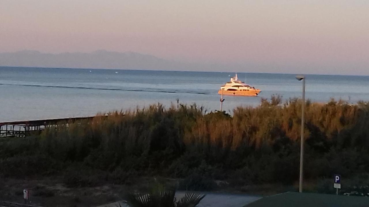 Bilocale Punta Rosa - Fronte Spiaggia Otranto Exteriér fotografie